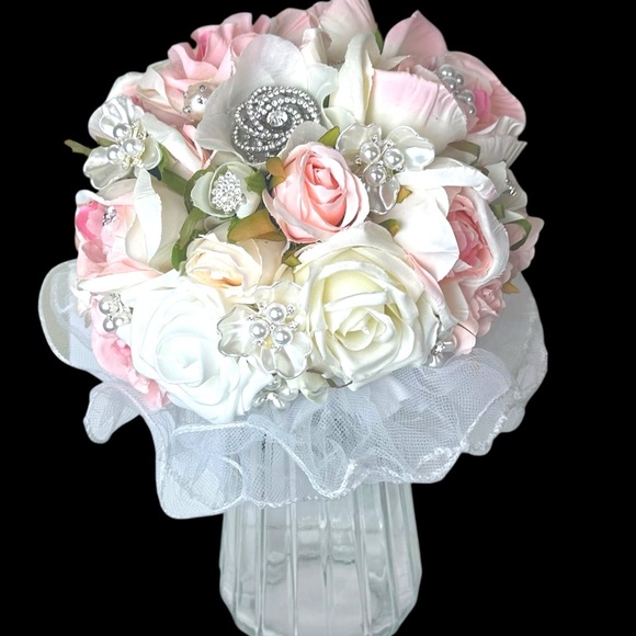 Bride Wedding Bridal Flowers Floral Bouquet Rose Pearls Rhinestone Brooch NEW - Picture 12 of 15